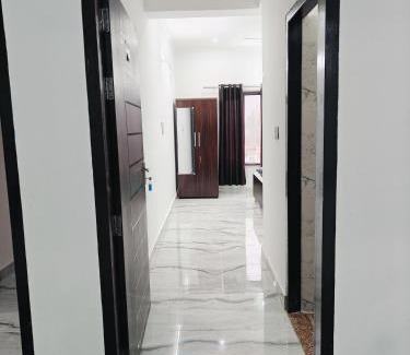 Mohangarh House | Elegant Non AC Room Near IIM College