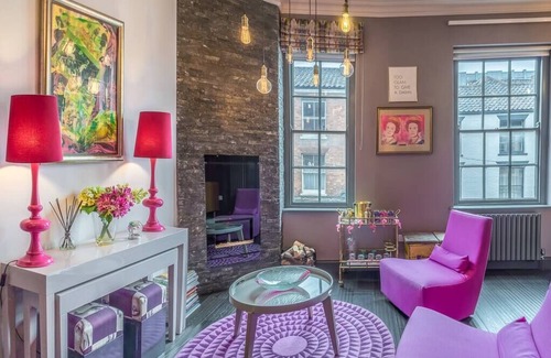 Norwich Apartment | Elegant Norwich Apartment in The Lanes w/Parking