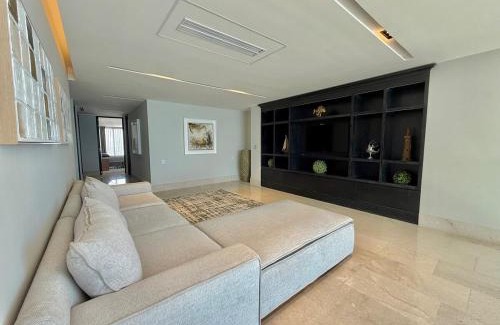 Mazatlan Apartment | Elegant Penthouse on the pier The O grand living