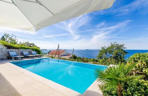 Mlini Villa | Elegant Sea-View Villa with Pool