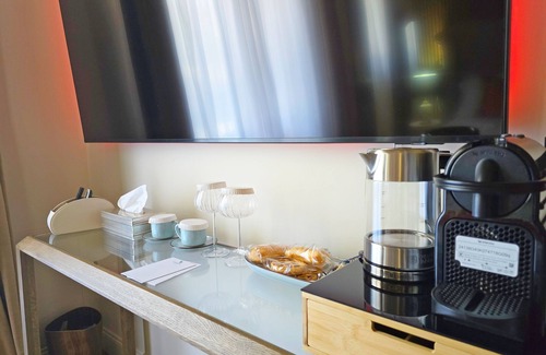 Manciano Apartment | Elegant suite with exclusive bathroom and balcony