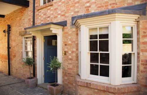 Towcester House | Elegant sumptuously decorated town house located in Towcester, Northamptonshire