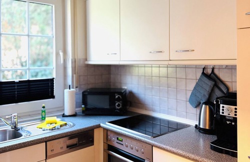 Dangast House | Elegant vacation home with fenced garden! Close to the beach! 6 pers. dogs allowed!