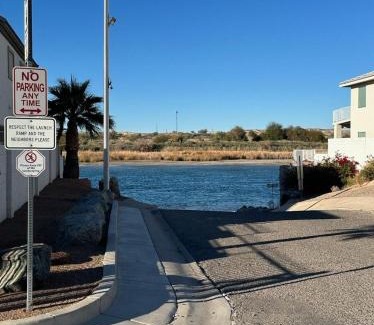 Bullhead City Villa | Elegant Wonderland Oasis On The River