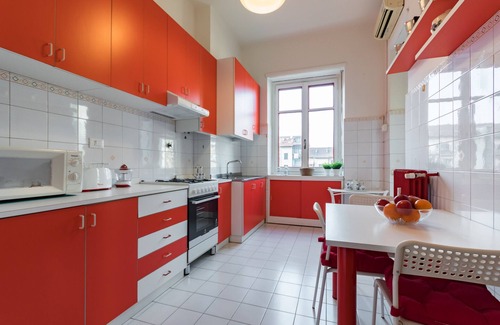Crocetta Apartment | Elegante e raffinato in zona Crocetta by Wonderful Italy