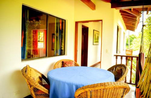 Olaya Villa | Elegante villa con entrada y salida 100 por ciento flexible