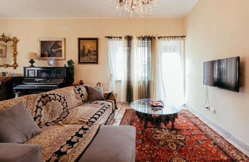 Monte Sacro Apartment | Eleganza e Arte a Città Giardino 5' Metro B