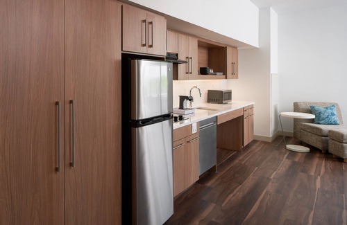 Williamsburg Hotel | Element Orlando International Drive