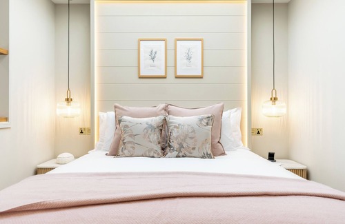 Middlezoy Hotel | Elements Suites