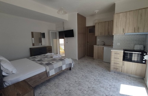 Anaxos Apartment | Elena