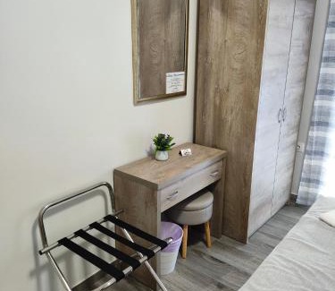 Aristotelis Hotel | elenamou rooms