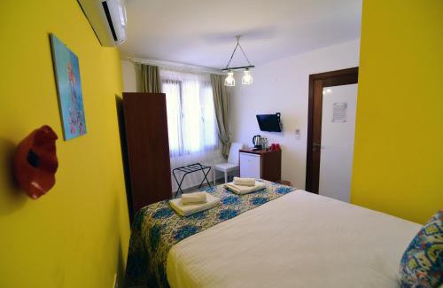 Sigacık Bed & Breakfast | Eleni (L&E) Pansiyon