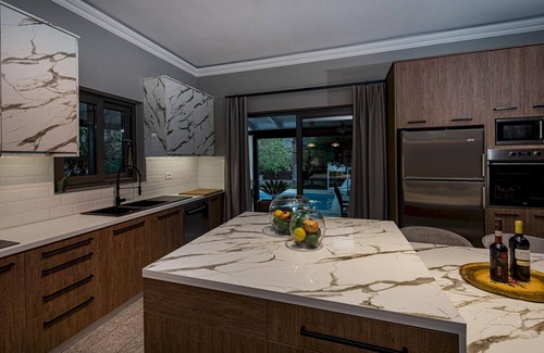 Fiolitis Villa | Eleonas Private pool villa