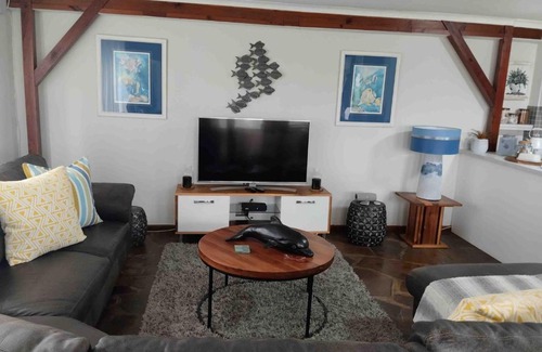 Buffalo Hills Game Reserve Ski Chalet | Elephant View