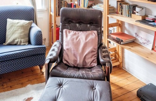 Hafnarfjordur House | Elf House in Heart of Downtown Hafnarfjordur