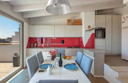 Otranto House | Elia Home - Mono by BarbarHouse