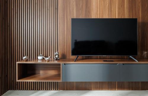 Tractorul Apartment | elisio - Ninth Heaven