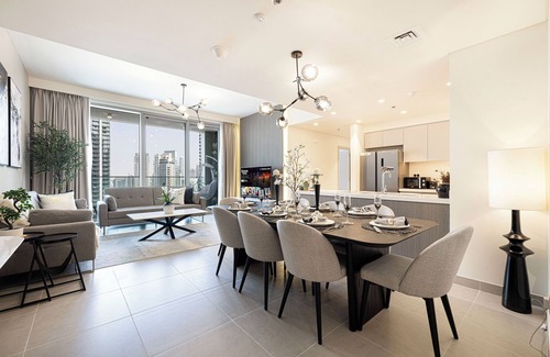 Downtown Dubai Apartment | Elite Burj Khalifa View Opp. Dubai Mall