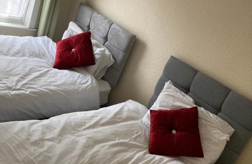 Wolverhampton Apartment | Elite Wolverhampton short/long stays