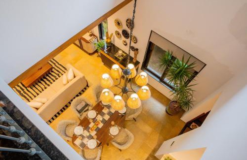 Assagao Villa | ELIVAAS 4 plus 1 BHK with Pvt pool - Amado Villa Shai