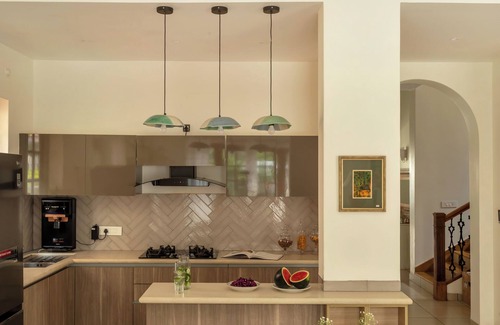 Arpora Villa | Elivaas Opalys