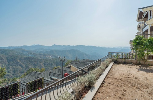 Kasauli Villa | ELIVAAS Prive The Royce