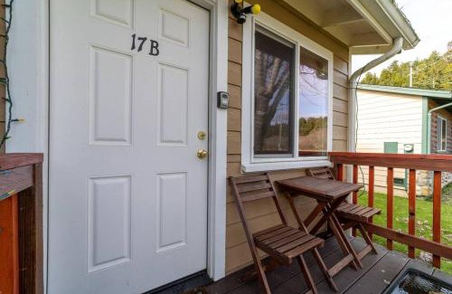 Orick House | Elk Meadow Cabins 17B Gold Rush - Single Room