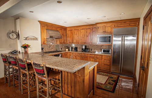 Avon Hotel | Elkhorn Escape by Cuvee - Luxury Penthouse at The Ritz Carlton Bachelor Gulch