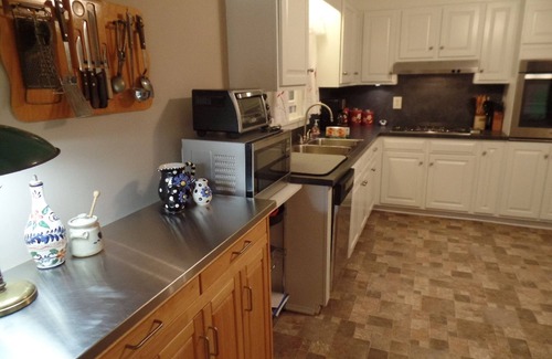 Elkton Other | Elkton, Va. Modernized Farmhouse! Great location in the Shenandoah Valley.