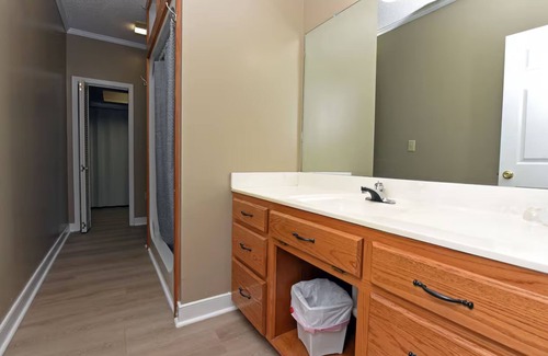Ellijay Hotel | Ellijay Family Lodge 4BR/4BA + Big Living & Dining
