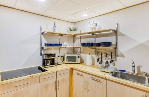 Ellijay House | Ellijay Mountain Escape with Private Pool, Fire Pit, & BBQ!