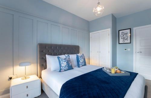 Gloucester Apartment | Elliot Oliver - Luxurious Two Bedroom Apartment in The Docks