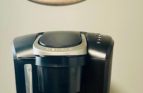 Stafford House | Ellis House Trail Lodging Sleeps 16