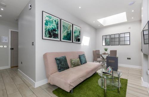 Reading Apartment | Elm House