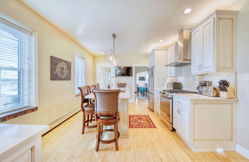 Plymouth House | Elm Park Farmhouse 4 Miles from Road America and 45 Minutes from Green Bay