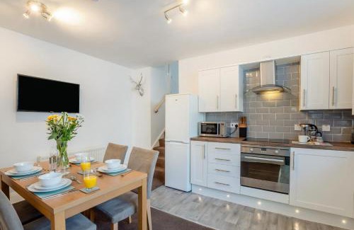 Rothbury House | Elmsleigh Nest