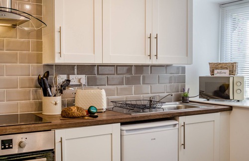 Rothbury House | Elmsleigh Nook - One Bedroom House, Sleeps 2