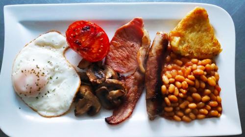 Liskeard Hotel | Elnor Guest House