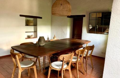 Capmany Villa | ELS RACONS DEL FORT Castle in wine territory