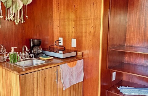 Saladita Apartment | Elvis Surf Shack at Casa Akaw: a perfect retreat in a sustainable residence