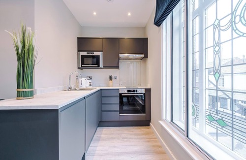 Southport Apartment | Elysée Suites - Spacious Studio in Southport