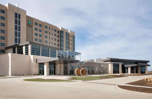 Olathe Hotel | Embassy Suites by Hilton Kansas City Olathe