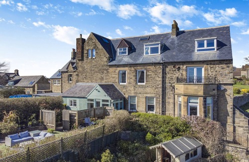 Alnmouth Apartment | Embleton Opulent Spacious Suite