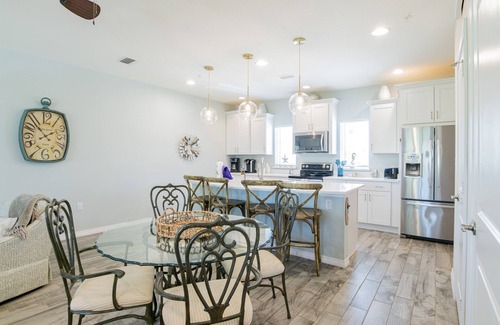 Ono Island House | Embrace Paradise: Beautiful Townhome Celebrates The Lost Key Lifestyle!