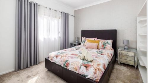 Nelson Bay House | Embracing Dutchies