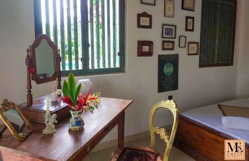 Boossa Hotel | Emel's Retreat