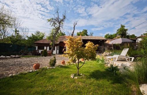 Veliko Tarnovo House | Emena Art Guesthouse