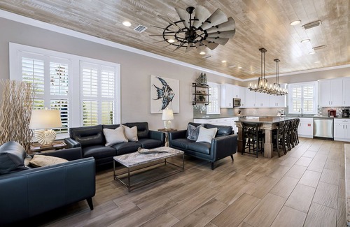 Miramar Beach House | Emerald Dream: Free golf cart, Walk to beach, Heated pool, Game room
