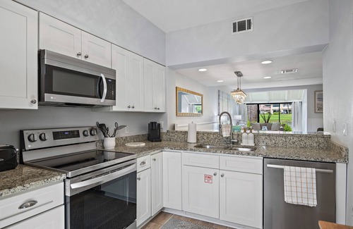 Sandestin House | Emerald Haven - NEW! Lakefront, Pool, Golf Cart