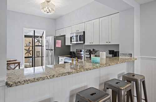 Sandestin House | Emerald Haven - NEW! Lakefront, Pool, Golf Cart